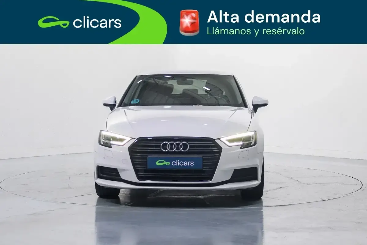 Usado Audi A3 Design 110 CV (80 kW) 2017 Blanco Berlina