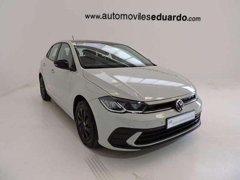 Usado VW Polo Advance 95 CV (69 kW) 2022 Beige Utilitario
