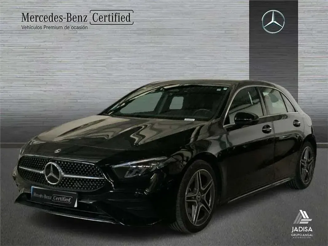 Usado Mercedes A180 136 CV (100 kW) 2025 Berlina