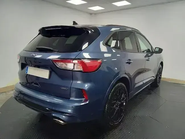 Usado Ford Kuga ST-Line 226 CV (166 kW) 2023 Azul SUV