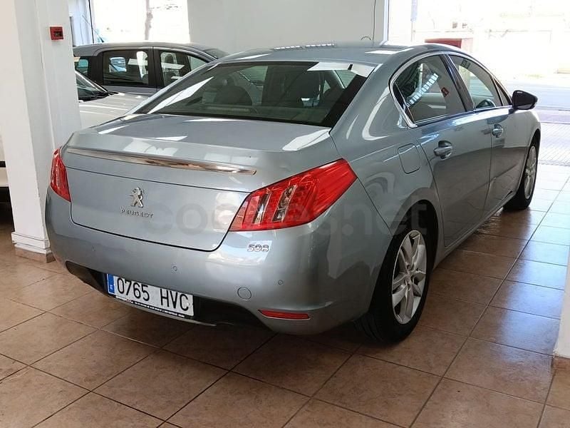 Usado Peugeot 508 Allure 140 CV (102 kW) 2013 Azul Berlina