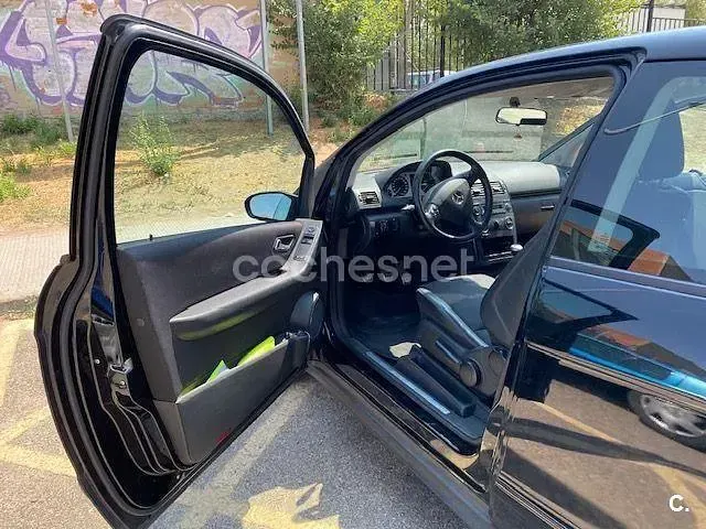 Usado Mercedes A180 109 CV (80 kW) 2007 Negro Berlina