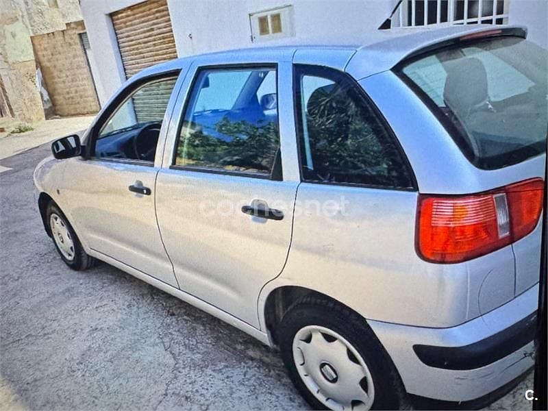 Brugt Seat Ibiza 68 HK (50 kW) 2000 Grå Hatchback