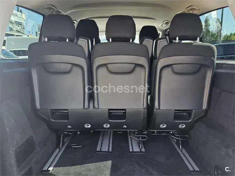 Usado Mercedes V220 Avantgarde 163 CV (119 kW) 2020 Azul Monovolumen
