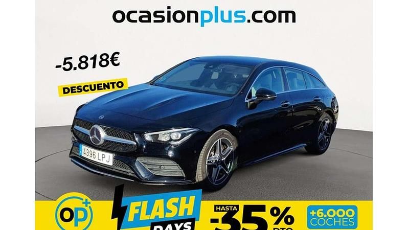 Usado Mercedes CLA200 Shooting Brake 150 CV (110 kW) 2021 Negro Familiar