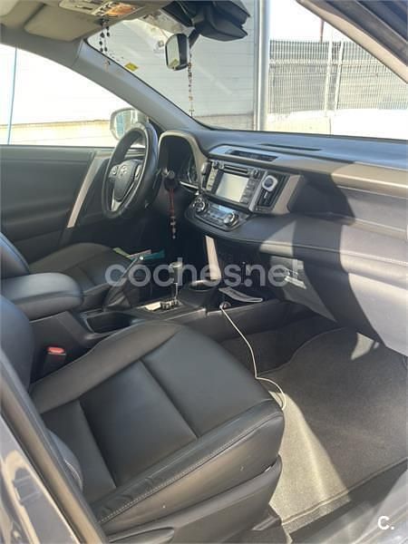 Usado Toyota RAV4 Executive 151 CV (111 kW) 2014 Azul SUV