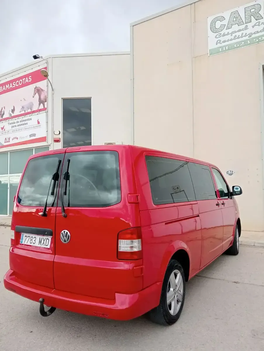 Usado VW T5 Pro 140 CV (102 kW) 2010 Rojo Van