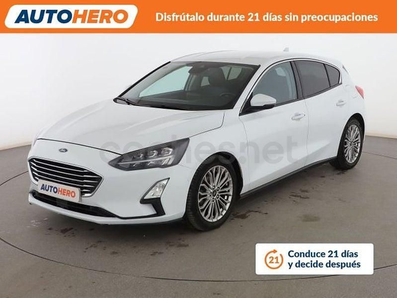 Usado Ford Focus Titanium 126 CV (92 kW) 2019 Blanco Berlina