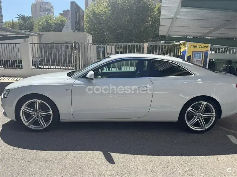 Usado Audi A5 S-Line 170 CV (125 kW) 2013 Blanco Coupe