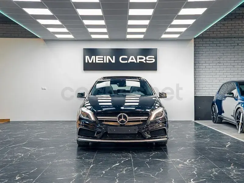 Usado Mercedes A45 AMG 381 CV (280 kW) 2015 Negro Utilitario