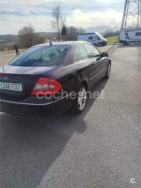 Usado Mercedes CLK280 Avantgarde 231 CV (169 kW) 2006 Negro Coupe