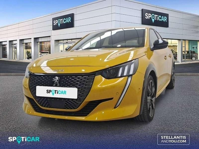 Amarillo Usado 2021 Peugeot 208 GT Utilitario | 13.700 € (Precio justo) - Imagen 1/4