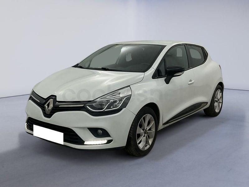 Usado Renault Clio IV LIMITED 75 CV (55 kW) 2018 Blanco Berlina
