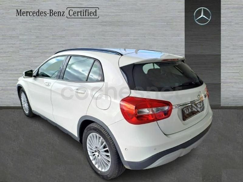 Usado Mercedes GLA200 136 CV (100 kW) 2019 Blanco SUV