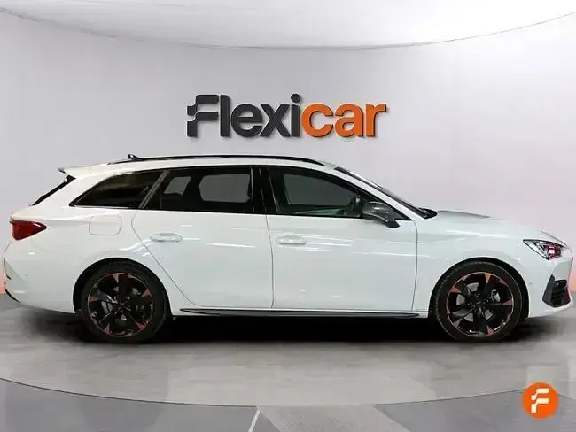 Usado Cupra Leon 190 CV (139 kW) 2024 Blanco