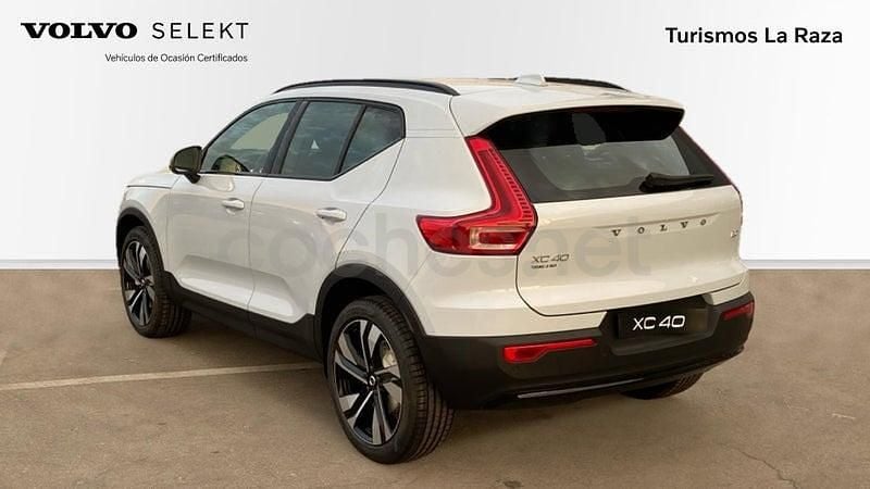 Nuevo Volvo XC40 Plus 163 CV (119 kW) 2025 Azul SUV