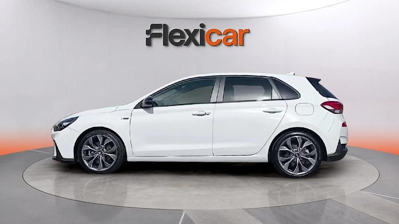 Usado Hyundai i30 N Line 140 CV (102 kW) 2020 Blanco Utilitario