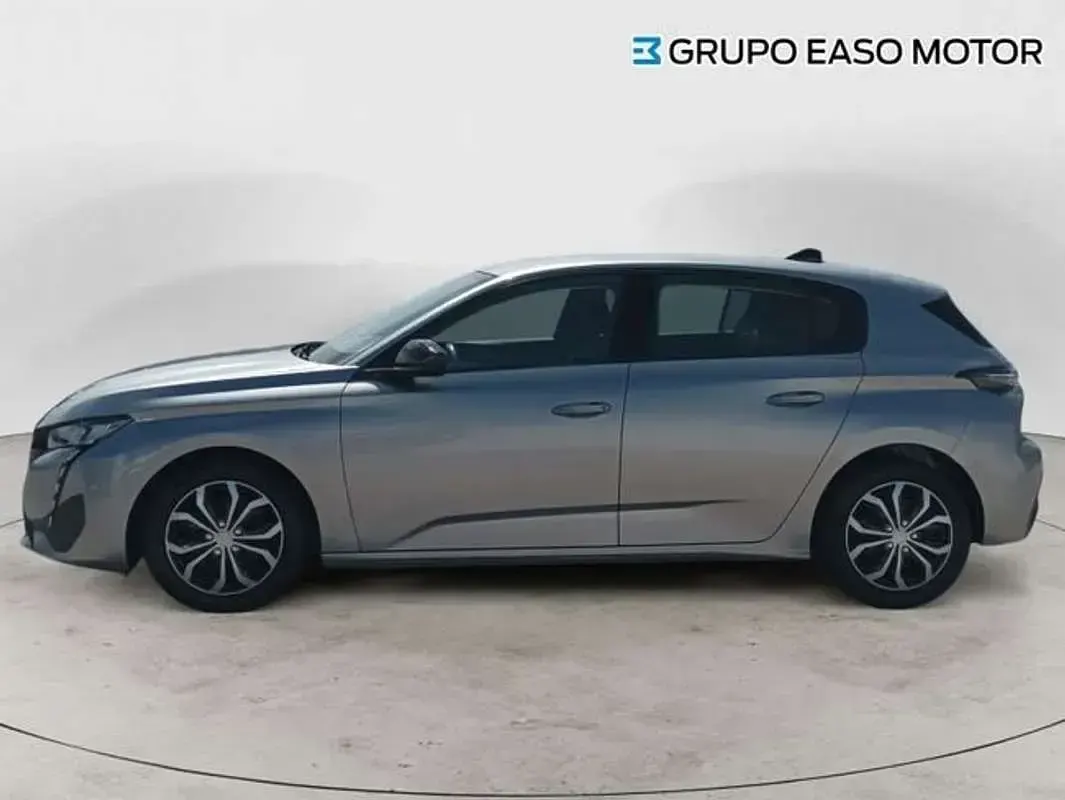 Usado Peugeot 308 Active 110 CV (80 kW) 2022 Plateado Utilitario