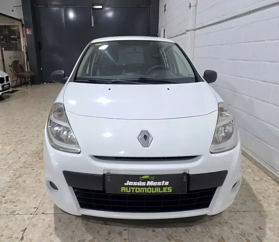 Usado Renault Clio Business 90 CV (66 kW) 2012 Blanco Utilitario