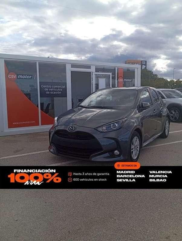 Usado Mazda 2 Center-Line 116 CV (85 kW) 2023 Gris Utilitario