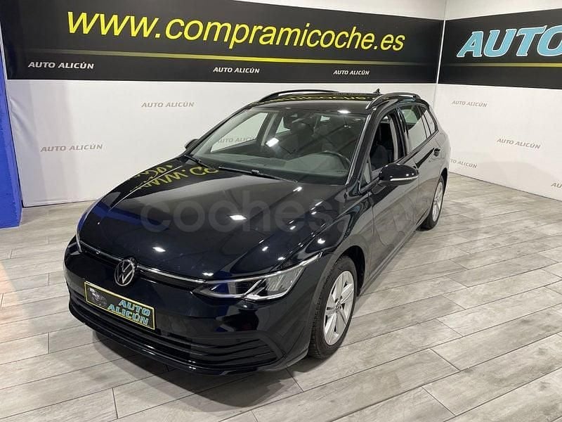 Usado VW Golf VIII 115 CV (84 kW) 2021 Negro Familiar