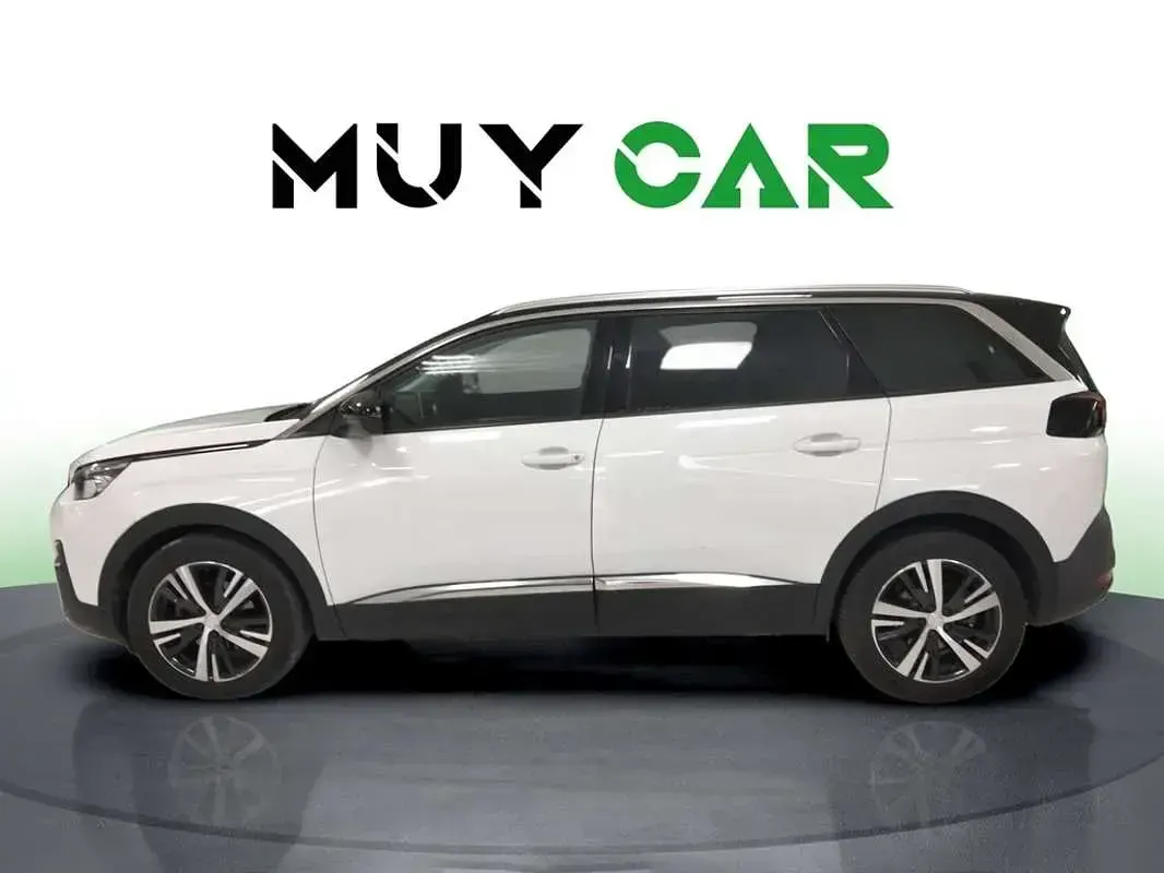 Usado Peugeot 5008 Allure 131 CV (96 kW) 2020 Blanco SUV
