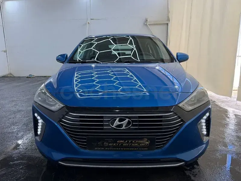 Usado Hyundai Ioniq 141 CV (103 kW) 2017 Azul Utilitario