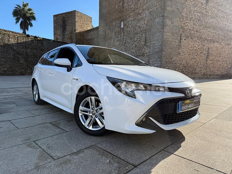 Usado Toyota Corolla Business Edition 122 CV (89 kW) 2021 Blanco Familiar