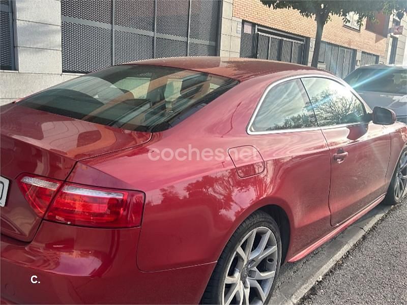 Usado Audi A5 180 CV (132 kW) 2010 Granate Coupe