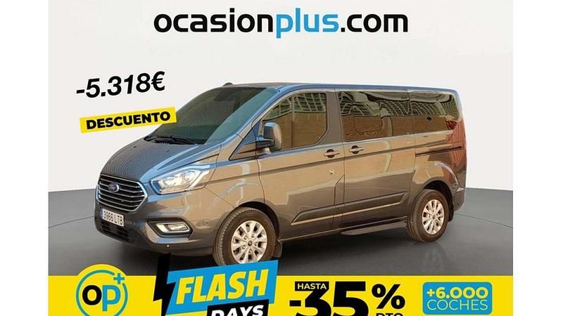 Usado Ford Tourneo Trend 131 CV (96 kW) 2021 Gris Monovolumen