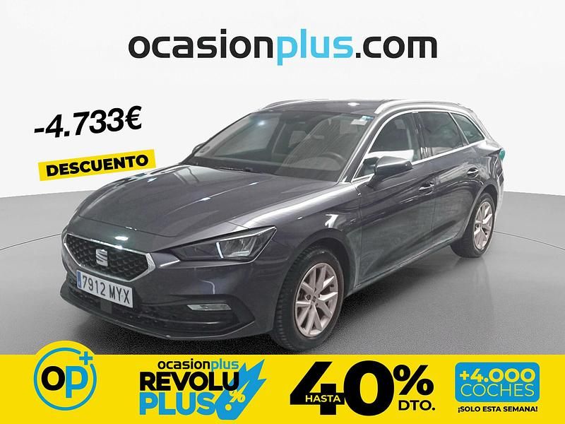 Usado Seat Leon Style 116 CV (85 kW) 2025 Gris / plata Familiar