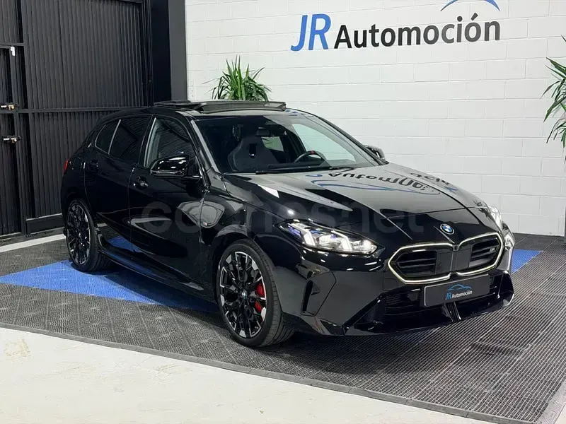 Usado BMW M135 Comfort Edition 300 CV (220 kW) 2025 Negro Utilitario