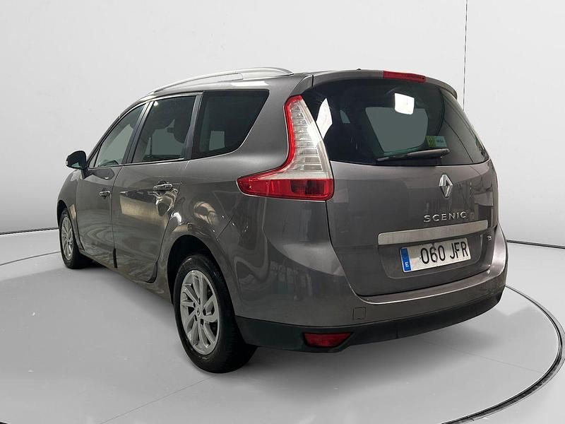 Usado Renault Scénic III 115 CV (84 kW) 2015 Gris Monovolumen