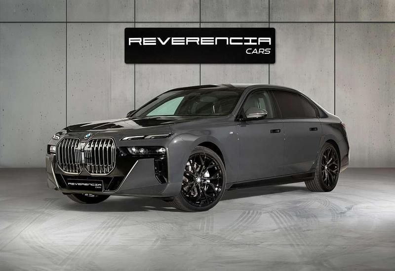 Gris Usado 2024 BMW 740 M Sport Berlina | 95.000 € (Precio justo) - Imagen 1/4