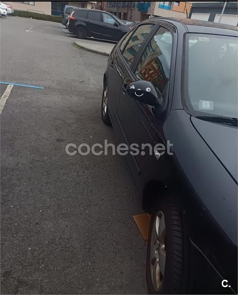 Usado Seat Leon Stella 90 CV (66 kW) 2003 Negro Utilitario