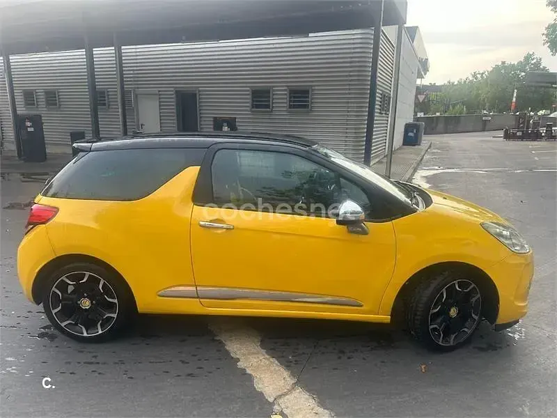 Usado Citroën DS3 155 CV (114 kW) 2010 Amarillo Utilitario