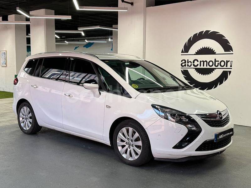 Blanco Usado 2012 Opel Zafira Tourer Excellence Monovolumen | 5990 € (Buen precio) - Imagen 1/4