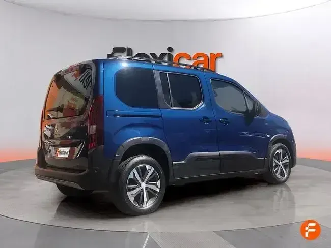 Usado Peugeot Rifter GTi 100 CV (73 kW) 2023 Azul Monovolumen