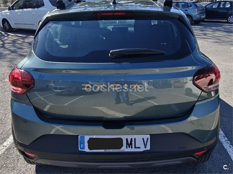 Usado Dacia Sandero Extreme 101 CV (74 kW) 2023 Verde Berlina