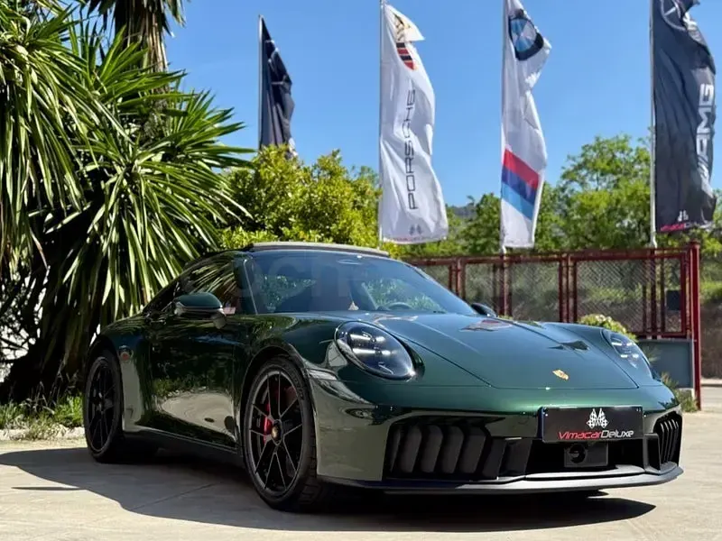 Nuevo Porsche 911 541 CV (397 kW) 2026 Verde Coupe