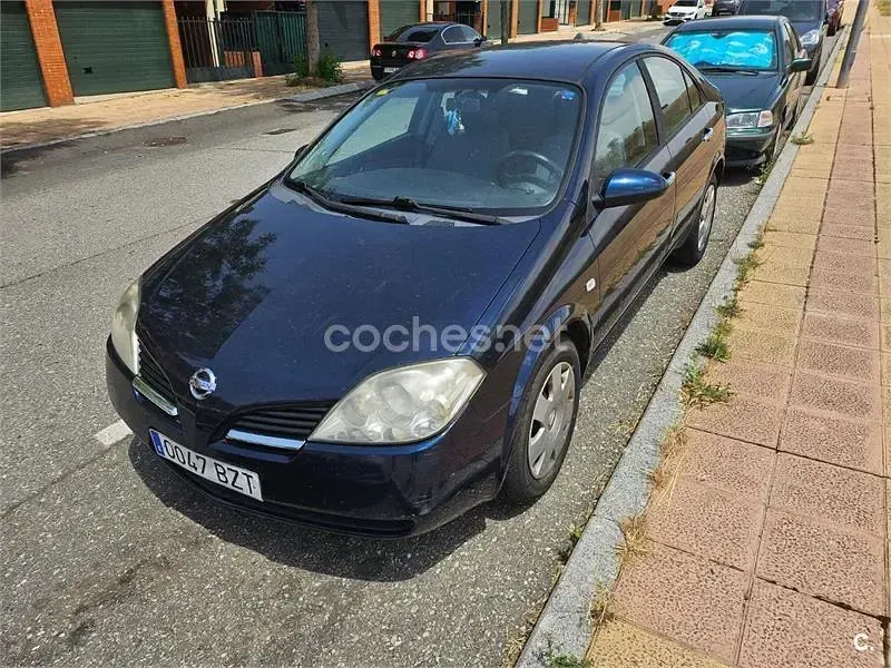 Usado Nissan Primera Acenta 140 CV (102 kW) 2002 Azul Berlina