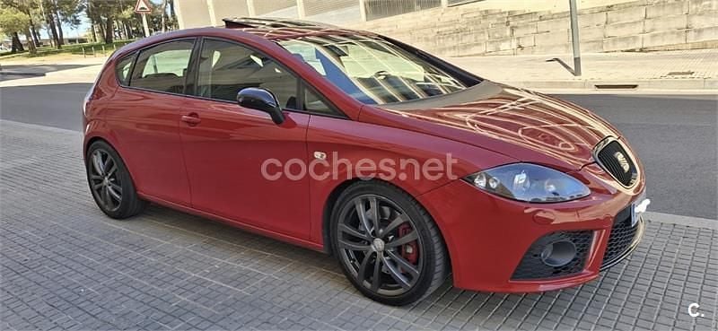 Usado Seat Leon CUPRA 240 CV (176 kW) 2008 Rojo Utilitario