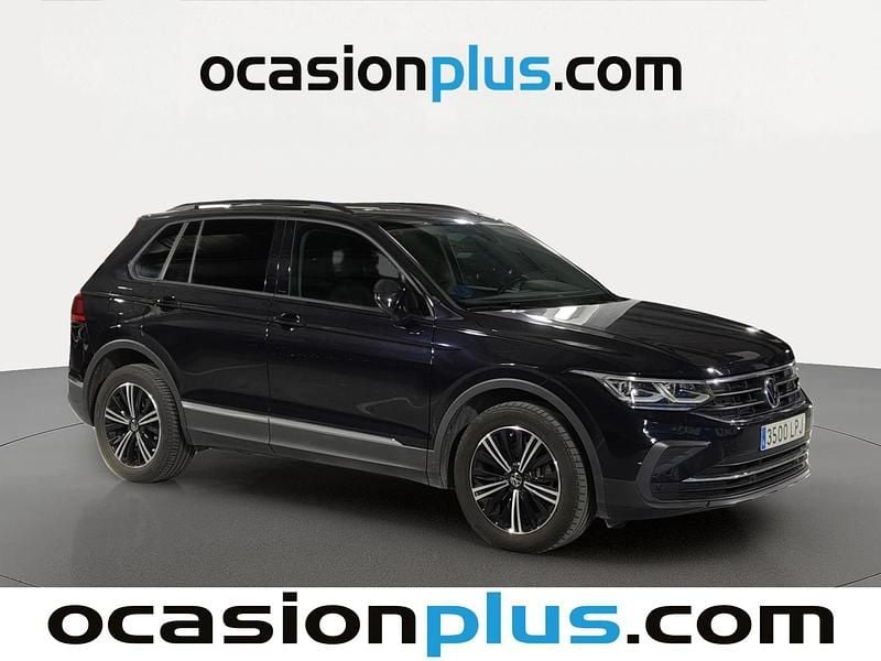 Usado VW Tiguan Life 245 CV (180 kW) 2021 Negro SUV
