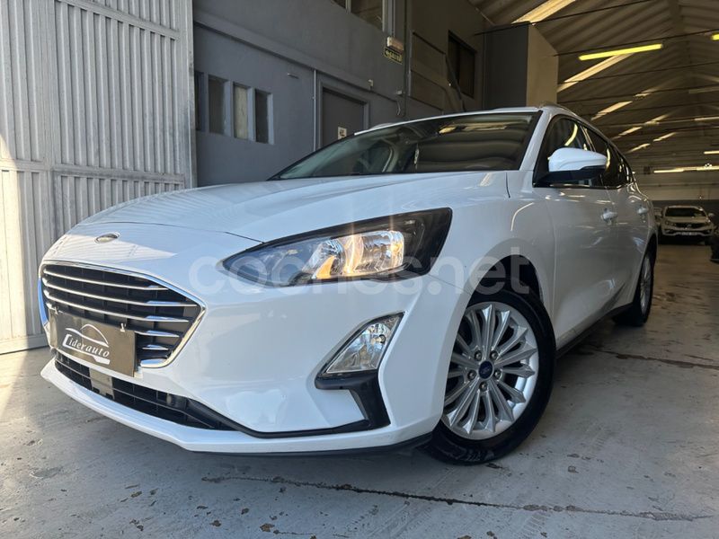 Blanco Usado 2019 Ford Focus ST-Line Utilitario | 12.499 € (Buen precio) - Imagen 1/4