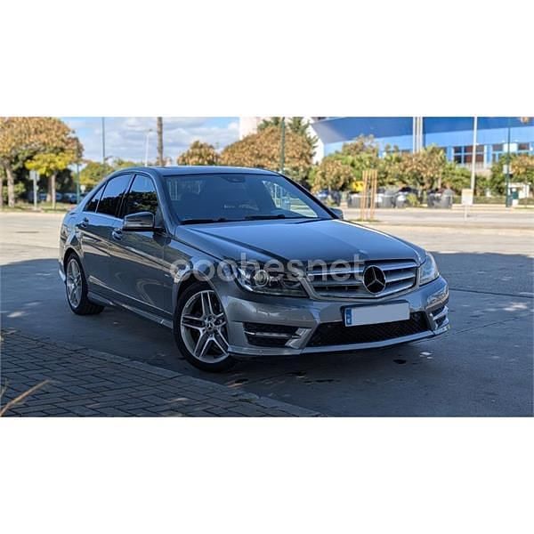 Gris / plata Usado 2011 Mercedes C250 Avantgarde Berlina | 9990 € (Precio justo) - Imagen 1/4