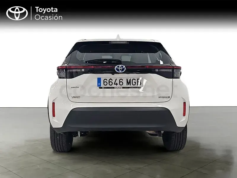 Usado Toyota Yaris Cross Active 116 CV (85 kW) 2023 Blanco SUV