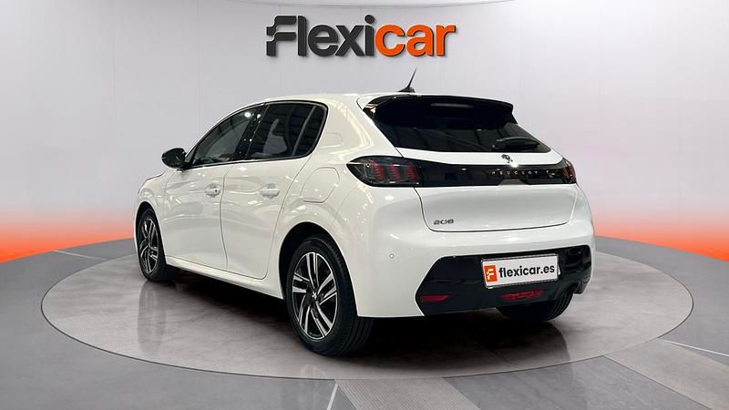 Usado Peugeot 208 Allure 101 CV (74 kW) 2023 Blanco Utilitario