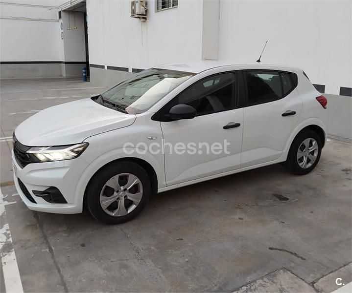 Usado Dacia Sandero Essentiel 91 CV (66 kW) 2022 Blanco Berlina