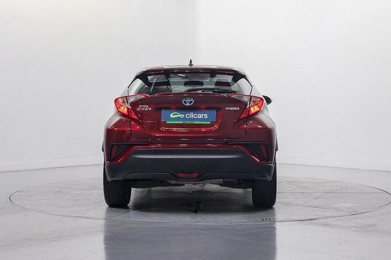 Usado Toyota C-HR Active 122 CV (89 kW) 2019 Rojo SUV