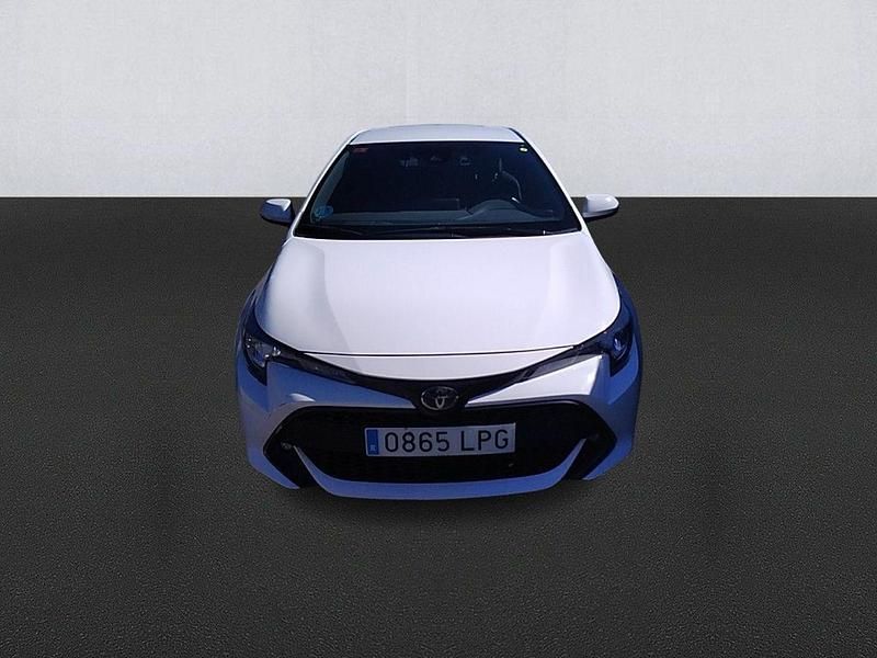 Usado Toyota Corolla Active 122 CV (89 kW) 2021 Blanco Utilitario